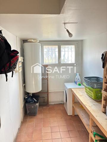 Grande maison familiale avec atelier isolé et fort potentiel