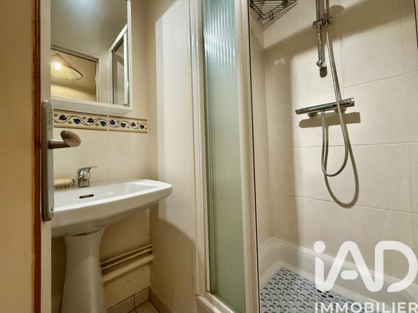 Appartement à vendre 4 pièces 98 m² Courbevoie