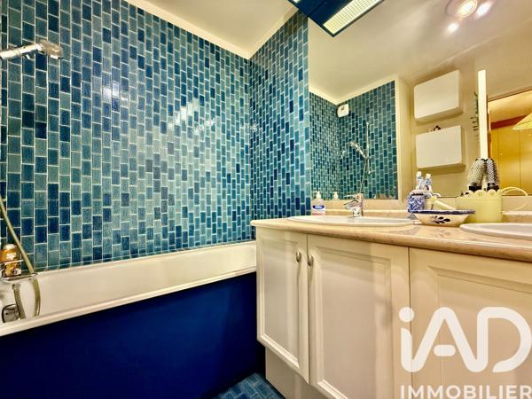 Appartement à vendre 4 pièces 98 m² Courbevoie