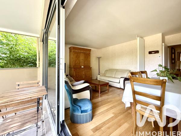 Appartement à vendre 4 pièces 98 m² Courbevoie