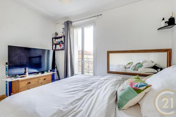 Appartement F2 Bis à vendre  3 pièces - 30,40 m2 PARIS - 75018