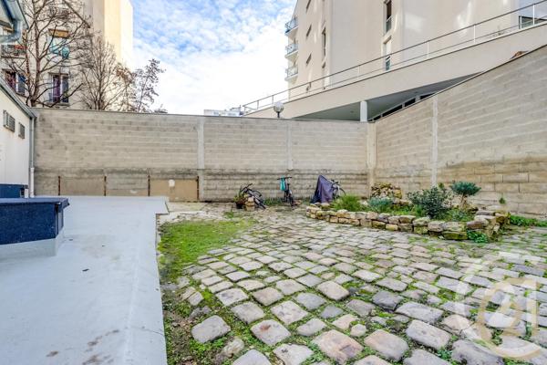 Appartement F2 Bis à vendre  3 pièces - 30,40 m2 PARIS - 75018