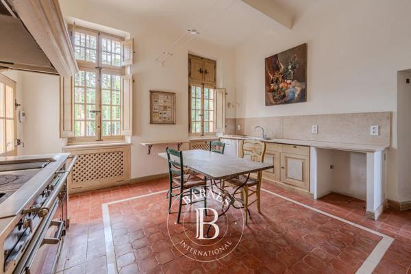 Aix-en-Provence, Bastide 7 Chambres -  550 m² à vendre