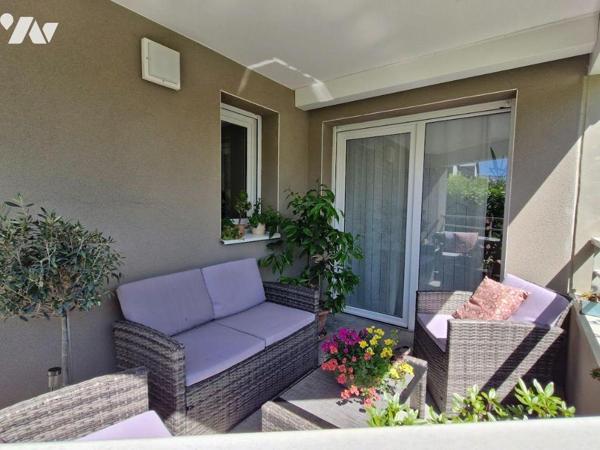 Votre office notarial vous propose à la vente cet APPARTEMENT de type 3 de 64.65 m² environ sit...