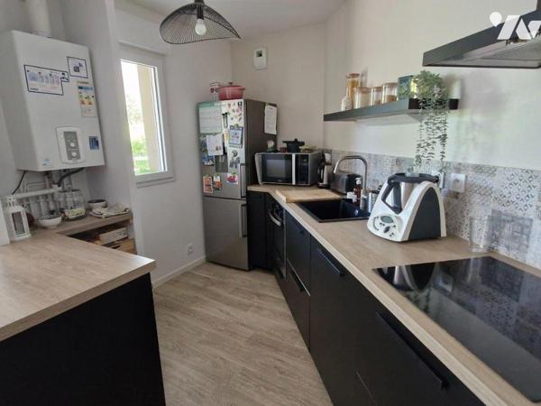 Votre office notarial vous propose à la vente cet APPARTEMENT de type 3 de 64.65 m² environ sit...