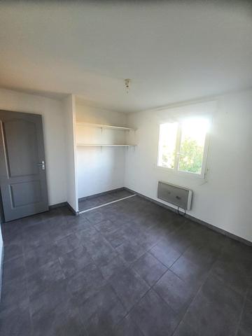 Centre-ville MORESTEL - Appartement T3 lumineux de 61.65 m² au pied des commodités / Petite Résidence de 2008 avec Parking