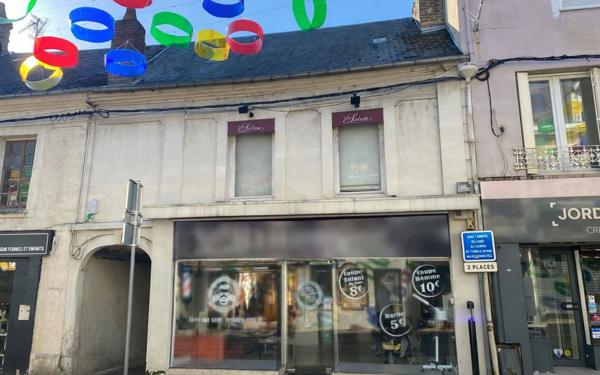 Maison à vendre    2 pièces •  Laon