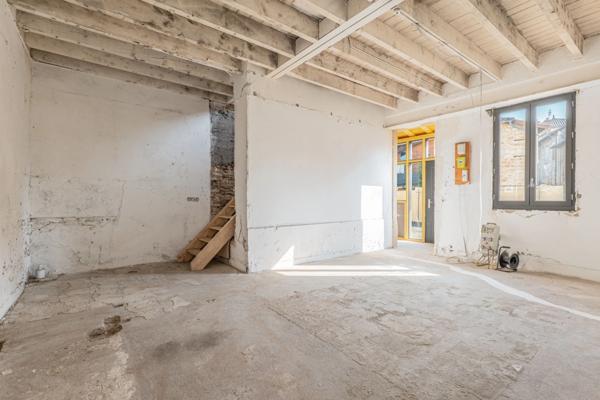 Maison de village à vendre 5 pièces CHAZAY D'AZERGUES (69) charme, jardin, centre