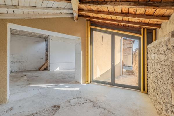 Maison de village à vendre 5 pièces CHAZAY D'AZERGUES (69) charme, jardin, centre