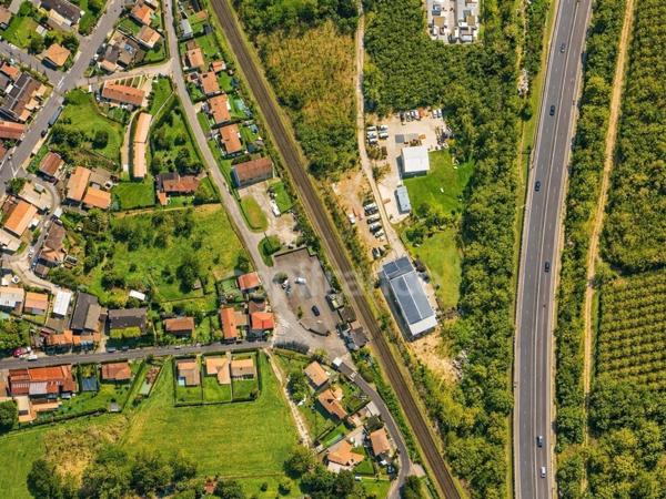Local d’activité neuf de 201 m² - Opportunité investissement et rentabilité 8 % - Cavignac (33)