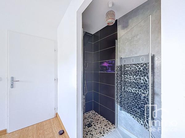 Maison Valserhone 5 pièce(s) 111.55 m2