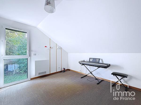 Maison Valserhone 5 pièce(s) 111.55 m2