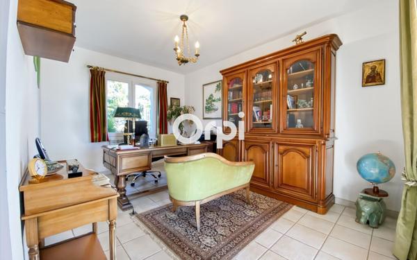 Maison à vendre    5 pièces • 130 m2 La Cadière-d'Azur