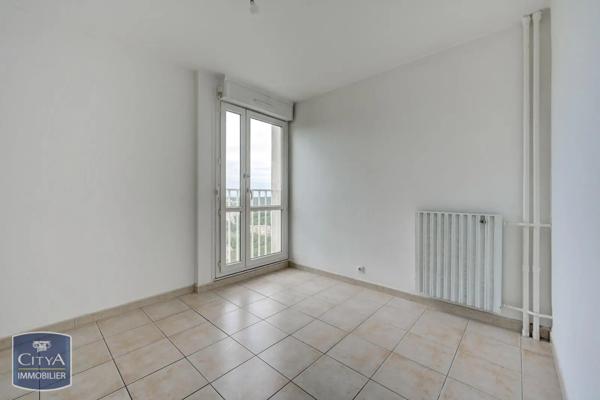 Appartement à louer 4 pièces 81.29m²