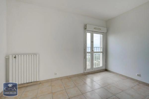 Appartement à louer 4 pièces 81.29m²