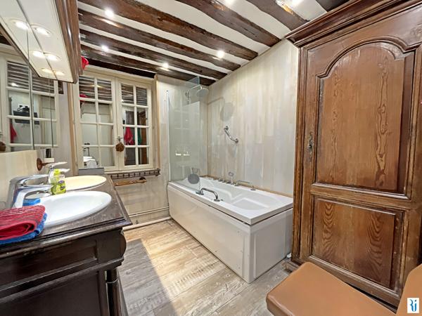 Maison Rouen 8 pièce(s) 219.61 m2