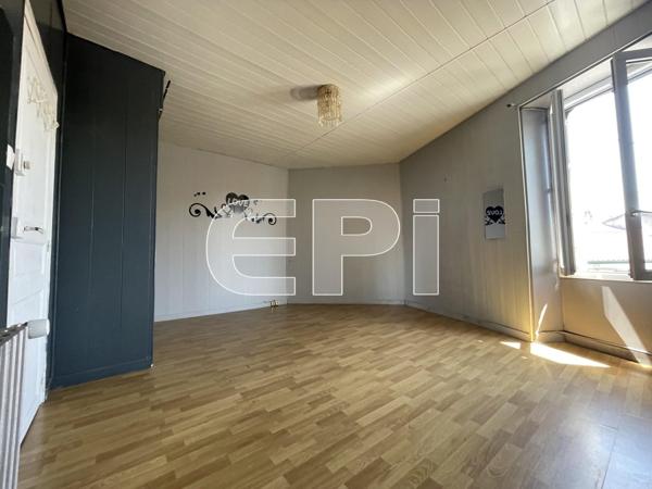 Bressuire Maison contemporaine Ajouter à ma sélection Référence : 6391