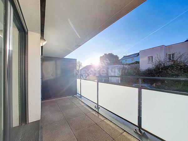 Nantes Pont du Cens : Exclusivité ! En vente ! Bel appartement T2 sur terrasse, chambre séparée, parking. Proche toutes commodités !