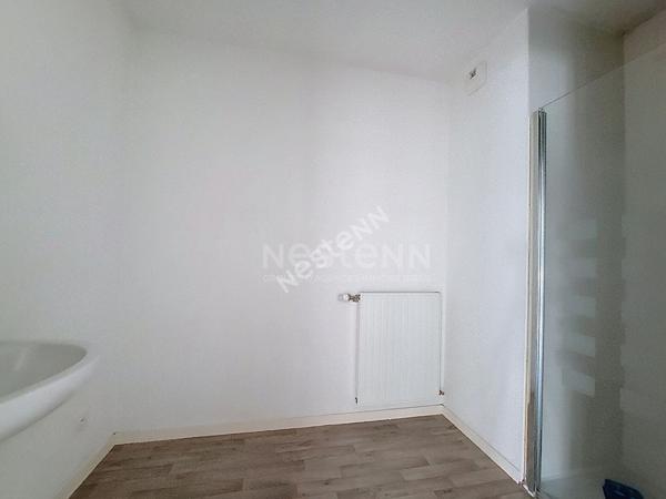 Nantes Pont du Cens : Exclusivité ! En vente ! Bel appartement T2 sur terrasse, chambre séparée, parking. Proche toutes commodités !