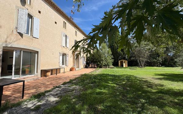 Maison à vendre    10 pièces •  Saint-Papoul