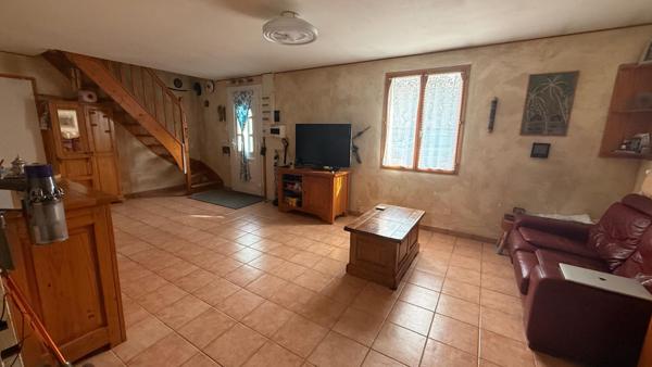 Grande famille, pavillon entretenu et sain de 1999