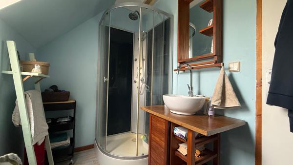 Grande famille, pavillon entretenu et sain de 1999