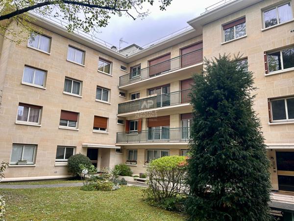 Appartement Maisons Laffitte 3 pièce(s) 58 m2 - ASCENSEUR €350 000 ** - Référence 4666