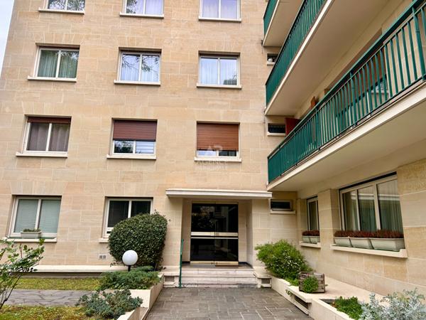 Appartement Maisons Laffitte 3 pièce(s) 58 m2 - ASCENSEUR €350 000 ** - Référence 4666