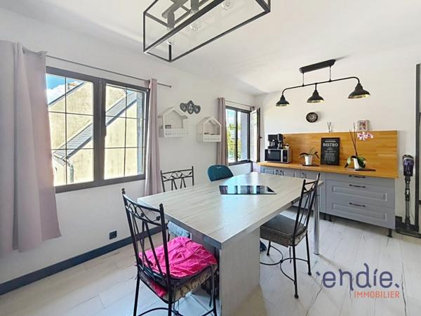 Exclusivité - Maison familiale - À 5 minutes du centre-ville de Concarneau