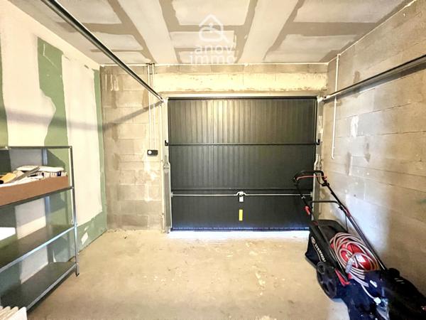 Maison
                                                                                                                                                                                                                                                                                                                        5 pièce(s)                                                                                                                                                                                                          4 chambre(s)                                                                                                                                                                                                          120  m²