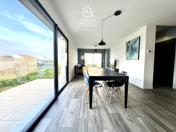 Maison
                                                                                                                                                                                                                                                                                                                        5 pièce(s)                                                                                                                                                                                                          4 chambre(s)                                                                                                                                                                                                          120  m²