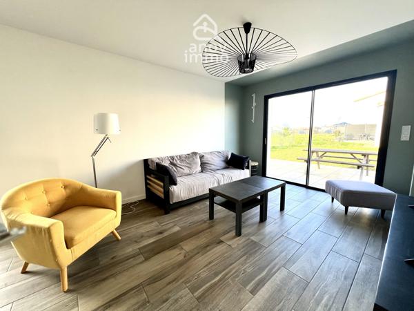 Maison
                                                                                                                                                                                                                                                                                                                        5 pièce(s)                                                                                                                                                                                                          4 chambre(s)                                                                                                                                                                                                          120  m²