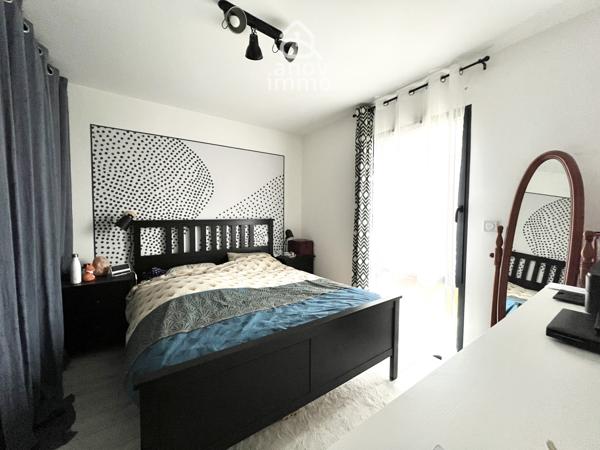Maison
                                                                                                                                                                                                                                                                                                                        5 pièce(s)                                                                                                                                                                                                          4 chambre(s)                                                                                                                                                                                                          120  m²