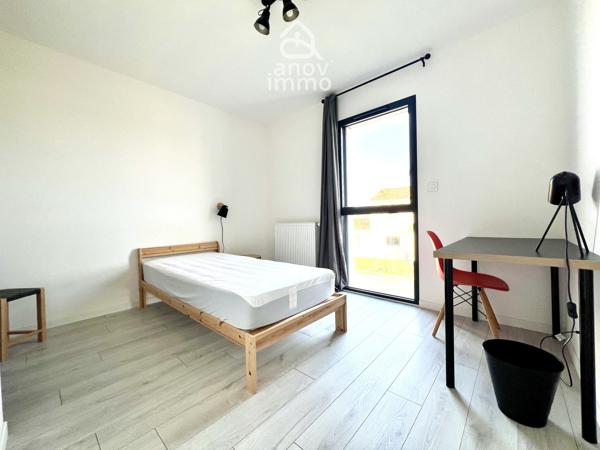 Maison
                                                                                                                                                                                                                                                                                                                        5 pièce(s)                                                                                                                                                                                                          4 chambre(s)                                                                                                                                                                                                          120  m²