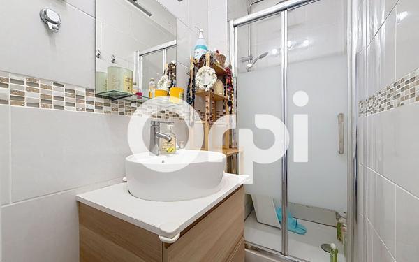 Appartement à vendre    4 pièces • 52 m2 Montrouge