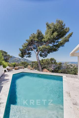 Maison contemporaine rénovée avec vue exceptionnelle