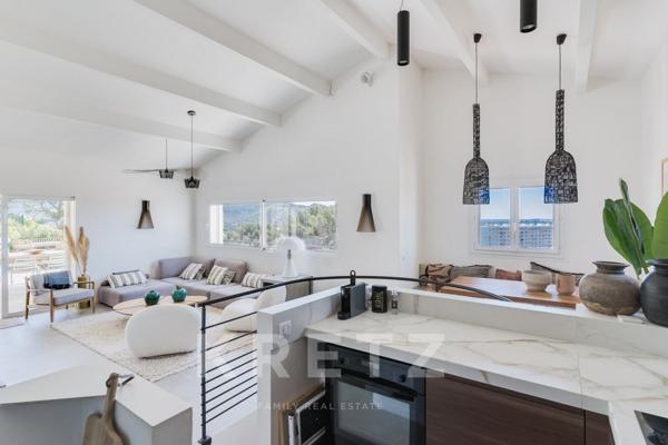 Maison contemporaine rénovée avec vue exceptionnelle
