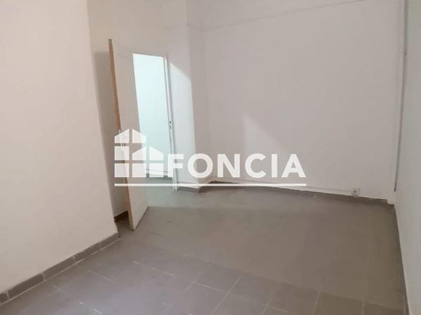 Location Studio 46.4 m² - 9 RUE FORTUNE JOURDAN Marseille 13003