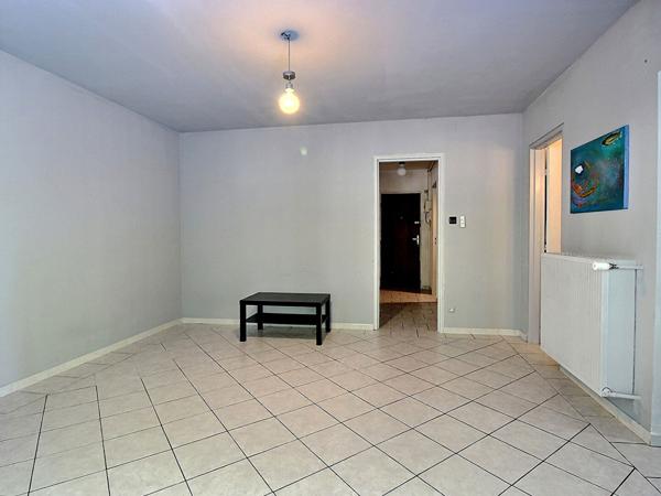 Grand appartement T1 bis avec balcon, proche tram, bus et toutes commodités