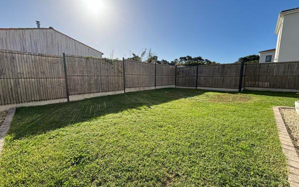 Maison à vendre    4 pièces •  Saint-Augustin