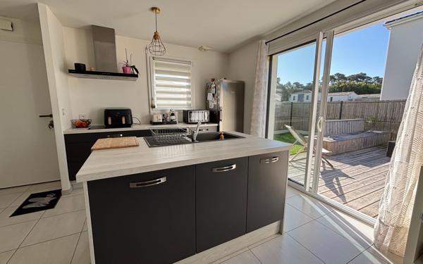 Maison à vendre    4 pièces •  Saint-Augustin