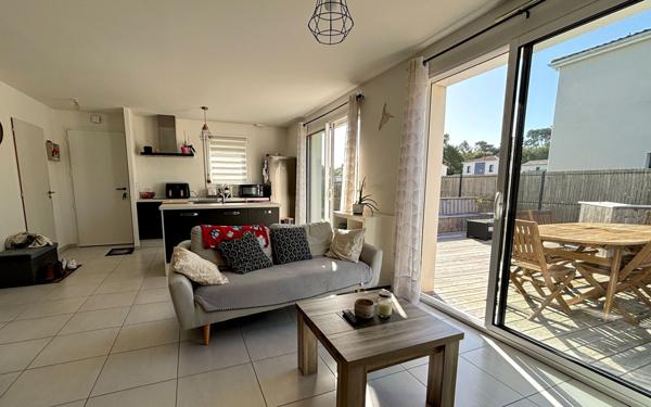 Maison à vendre    4 pièces •  Saint-Augustin