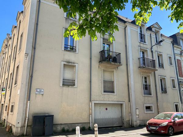 A vendre Appartement 3 pièces, Angers Doutre, Place Grégoire Bordillon