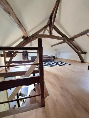 À vendre - Maison mitoyenne 1 côté, 3 pièces située à Rouessé-Fontaine (72610)