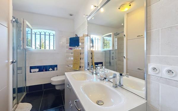 Appartement à vendre    4 pièces •  Saint-Raphaël