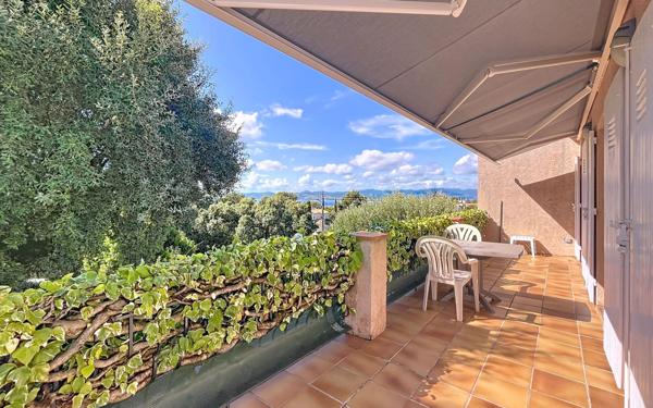 Appartement à vendre    4 pièces •  Saint-Raphaël