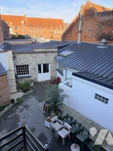 Murs et Fonds de commerce en restauration et habitation à vendre à Hesdin-la-Forêt (62140) en P...
