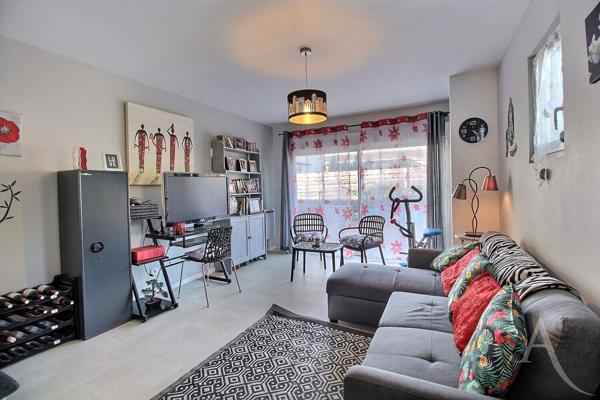 Maison familiale 5 chambres avec piscine (Villenave d'Ornon)