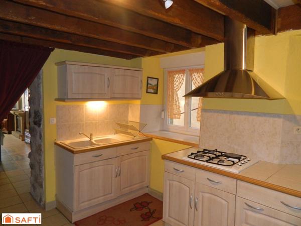 Maison de village 104m², garage parking + T1 loué