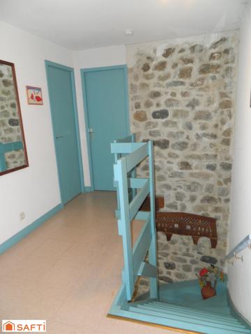 Maison de village 104m², garage parking + T1 loué